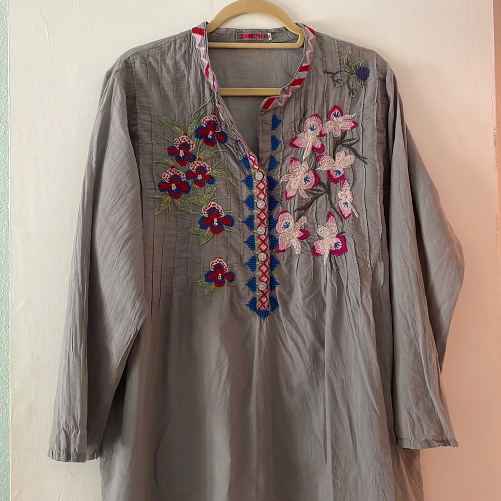 Lightweight cotton tunic